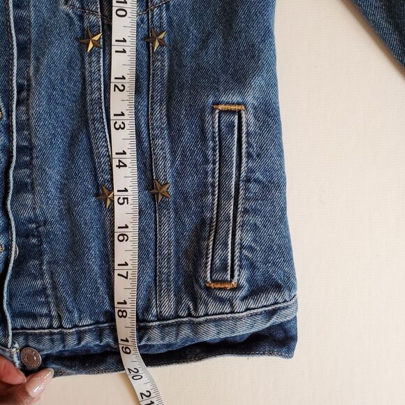 Levi’s Women’s Denim Jacket XS Blue Medium Wash Cotton Vintage Y2K Brass Stars - Picture 8 of 9